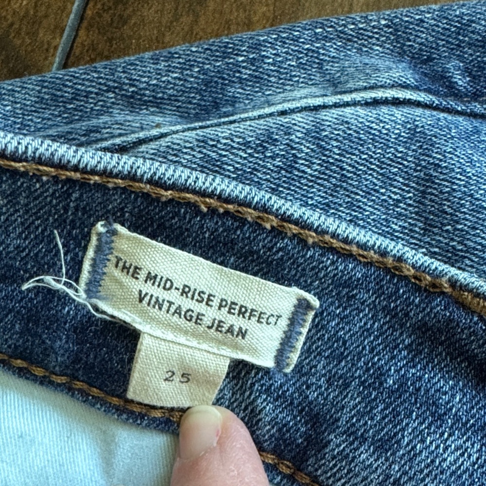 Mid-Rise Perfect Vintage Jeans - Blue